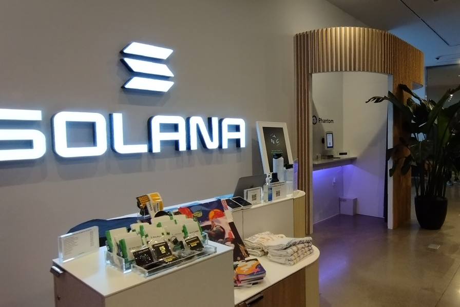 Fin de l’aventure pour les boutiques physiques Solana Space