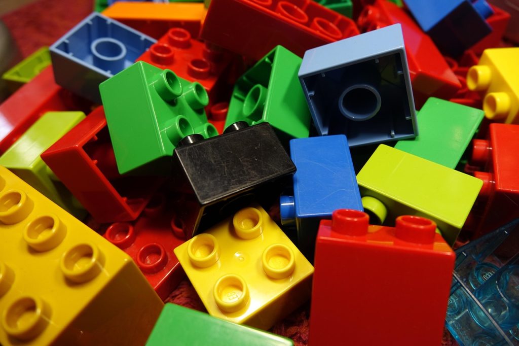 c'est quoi une mystery box lego